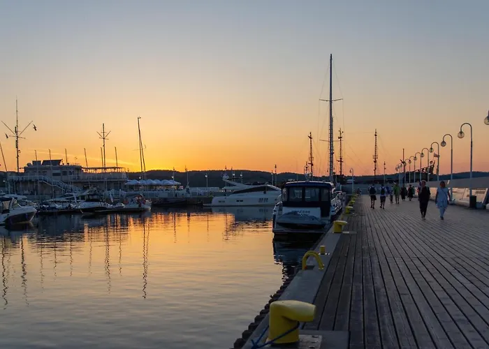 Apartman In Center Near The